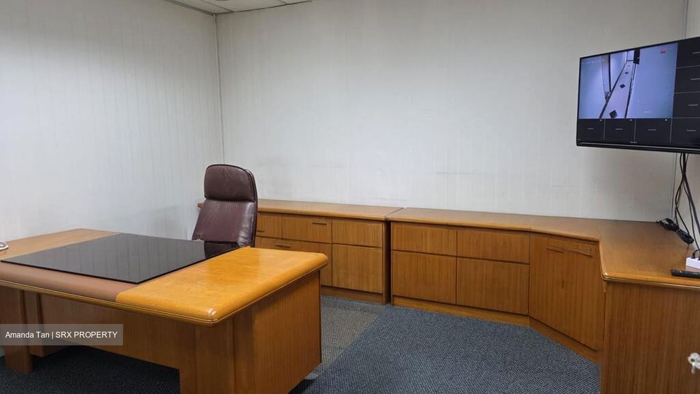Rochore Opd (D7), Office #522562901